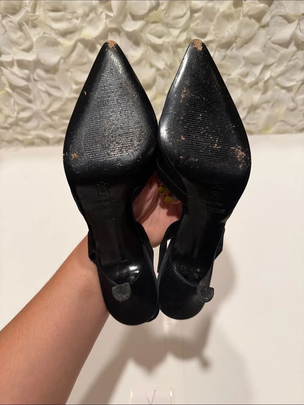 Ann Taylor Black Pointed-Toe Slingback Heels - Picture 4 of 4